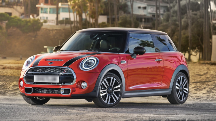 Kính hậu Mini Cooper 2019 bao nhiêu tiền?