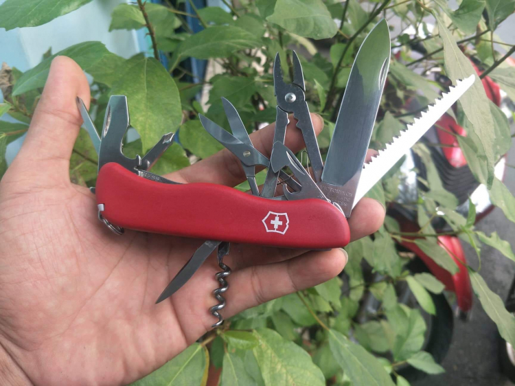 Review dao leatherman sau mấy tháng