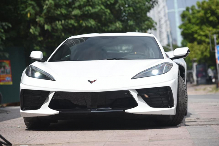 Chevrolet Corvette (C8) thế hệ mới đầu tiên về Việt Nam