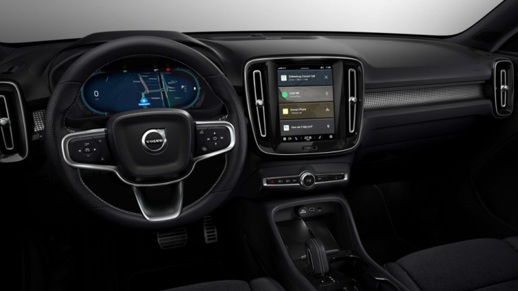 Volvo sẽ đầu tư mạnh vào tính năng điều khiển giọng nói và cảm biến quan sát người lái để giảm tai nạn