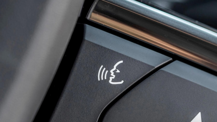 Volvo sẽ đầu tư mạnh vào tính năng điều khiển giọng nói và cảm biến quan sát người lái để giảm tai nạn