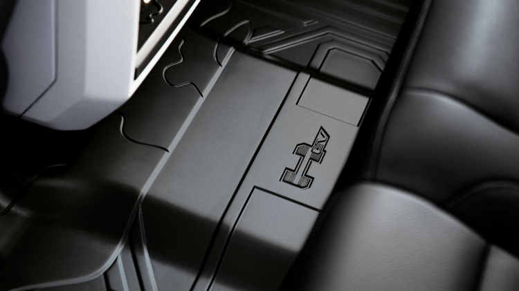 GMC giới thiệu bán tải chạy điện Hummer EV 2020: Công suất 1.000 mã lực, nội thất sang trọng