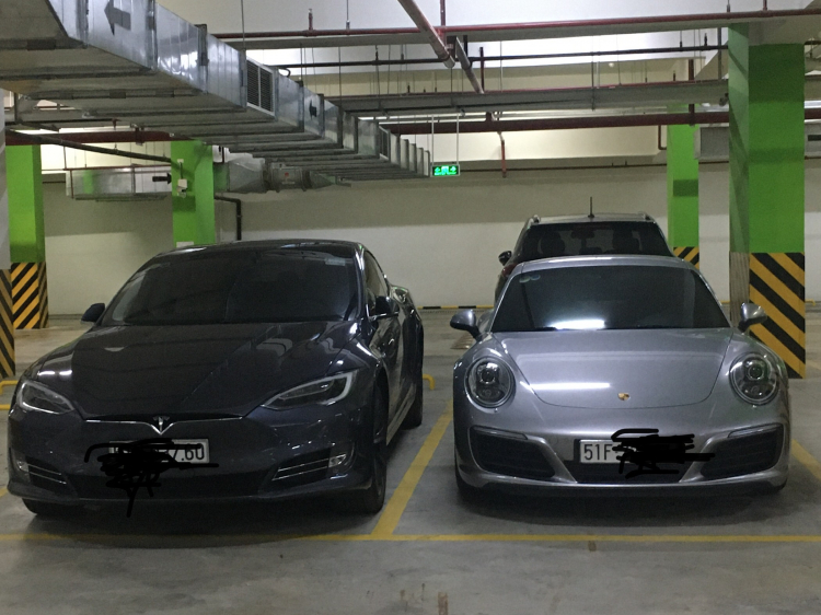 Vẻ đẹp của Porsche 911 hơn 10 năm tuổi tại Việt Nam Vẻ đẹp của Porsche 911 hơn 10 năm tuổi tại Việt Nam