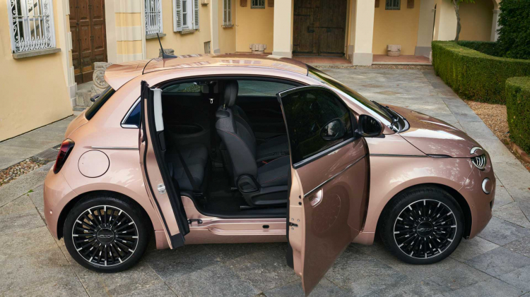 Fiat 500 3+1 trình làng: hatchback điện giá rẻ gây ấn tượng với thiết kế cửa độc lạ