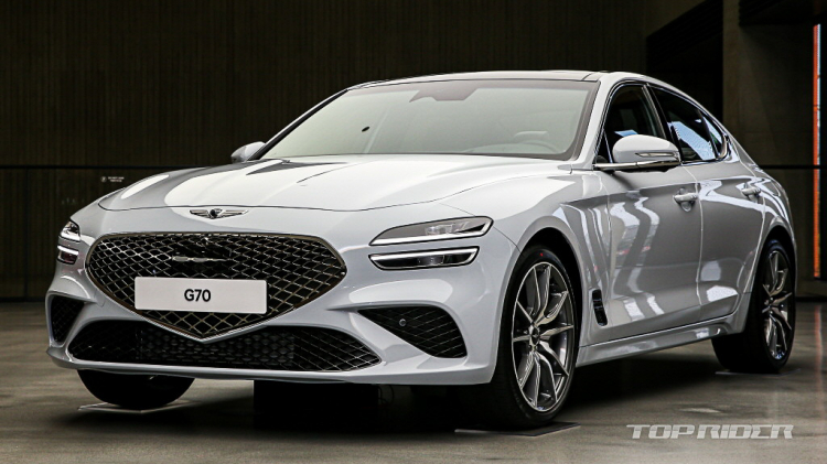 Ảnh thực tế Genesis G70 2021 facelift tại Hàn Quốc: có gì để cạnh tranh C-Class và 3 Series?