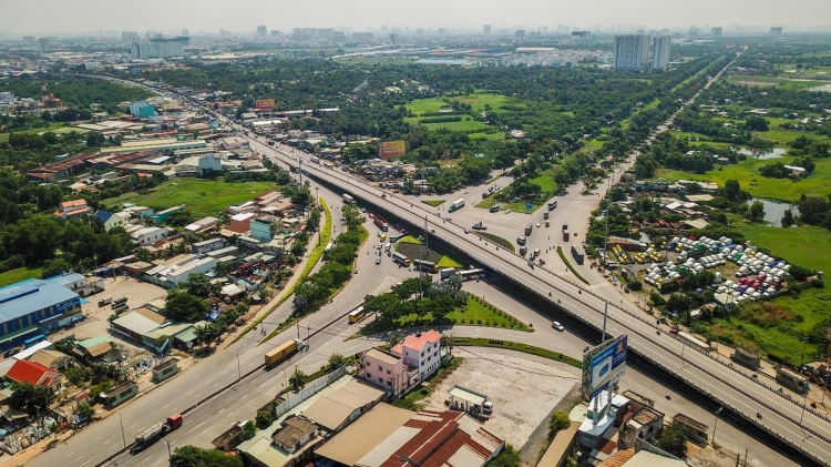 Công trình giao thông tạo thêm năng lực, diện mạo mới cho đất nước