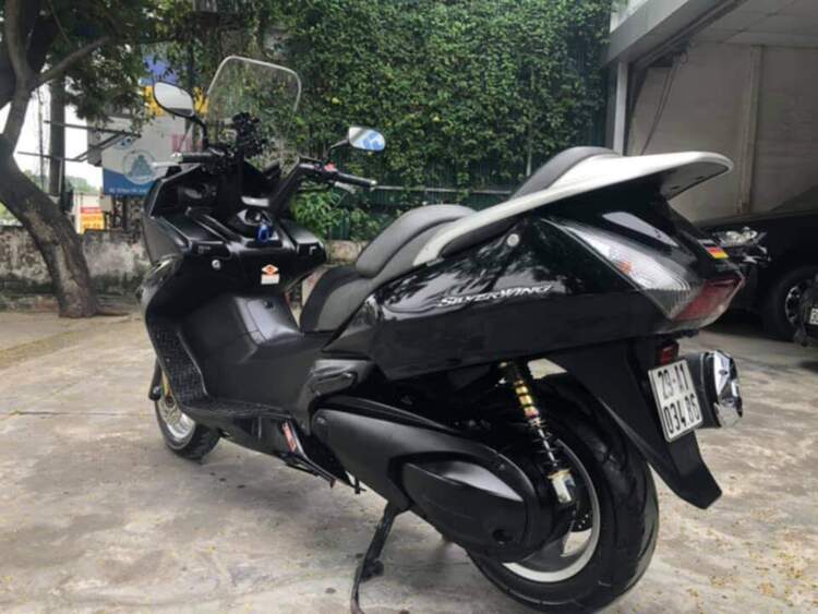 Bộ đôi Honda cub hàng hiếm.. giá gần 400 triệu Bộ đôi Honda cub hàng hiếm.. giá gần 400 triệu