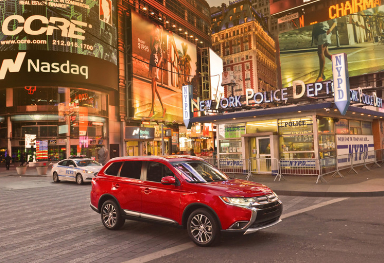 Mitsubishi Outlander 2016 chính thức được công bố