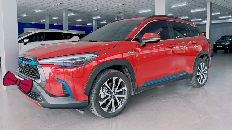 Toyota Corolla Cross Hybrid đầu tiên lên sàn xe cũ tại Việt Nam: odo 3.000 km, rao bán 979 triệu đồng