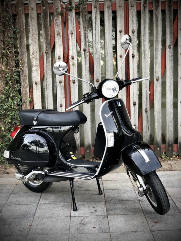 Bộ đôi Honda cub hàng hiếm.. giá gần 400 triệu Bộ đôi Honda cub hàng hiếm.. giá gần 400 triệu