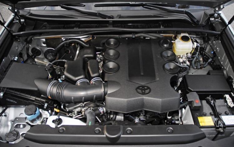Gần 10 năm sử dụng, Toyota 4Runner cũ vẫn có giá bán lại ngang Fortuner Legender mới