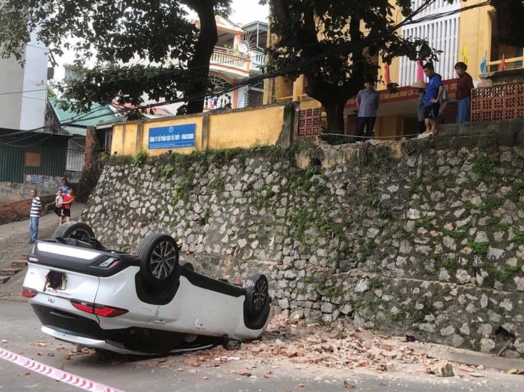 Toyota Corolla Cross mới