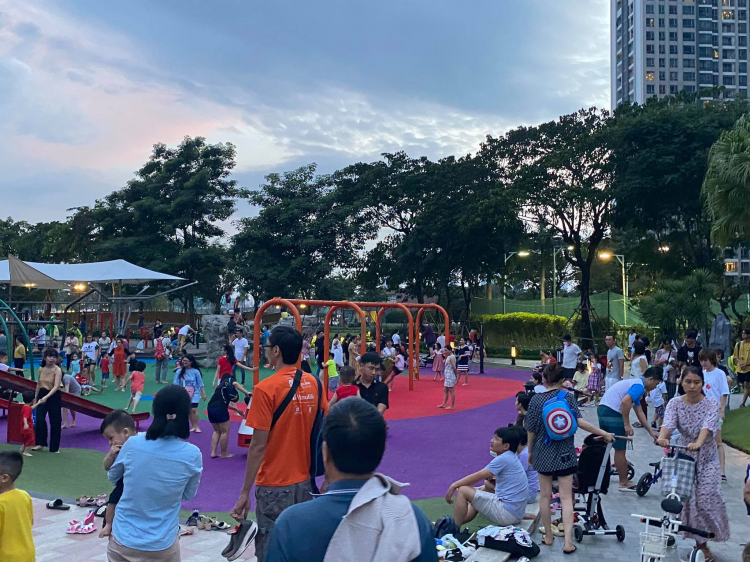 VINHOMES GRAND PARK QUẬN 9 LÀ CÁI “BẪY GẤU” CHO NHỮNG KHÁCH YÊU MÀU HỒNG!