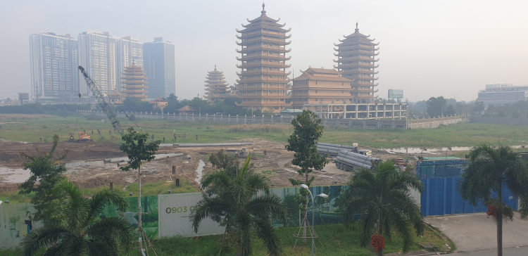 Hồ cảnh quan tuyệt đẹp ở Lakeview City Hồ cảnh quan tuyệt đẹp ở Lakeview City