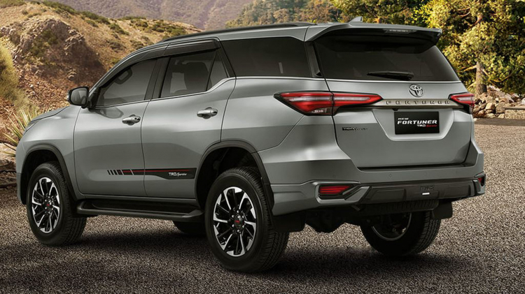 Toyota Fortuner 2021 có bản TRD Sportivo mới tại Indonesia, liệu có về Việt Nam?