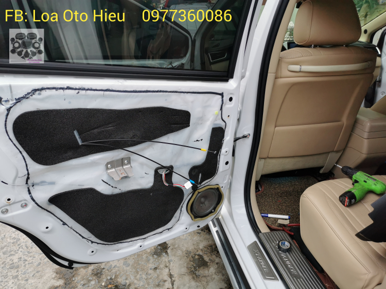 Mitsubishi Xpander độ âm thanh hay.