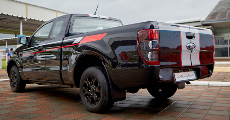 Ford Thái Lan ra mắt Ranger XL Street 2.2 MT: Bán tải “đi cày” nhưng phải đẹp