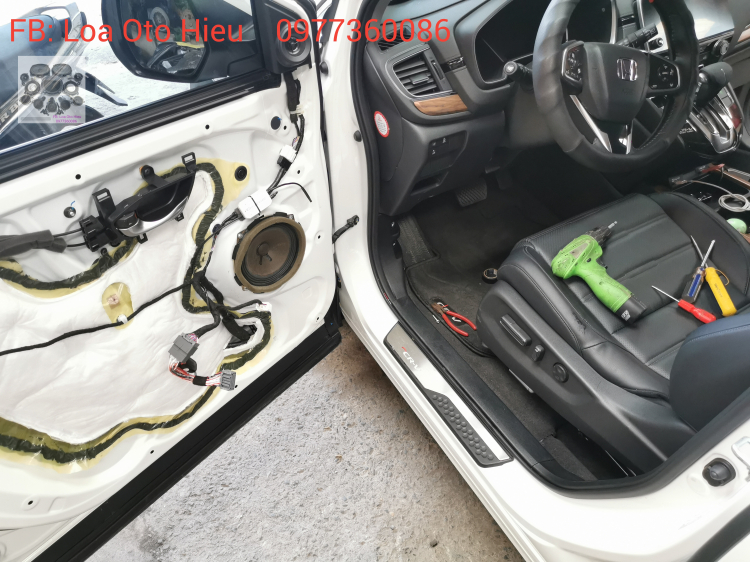 Nâng cấp hệ thống âm thanh JBL made in Usa cho Honda CRV.