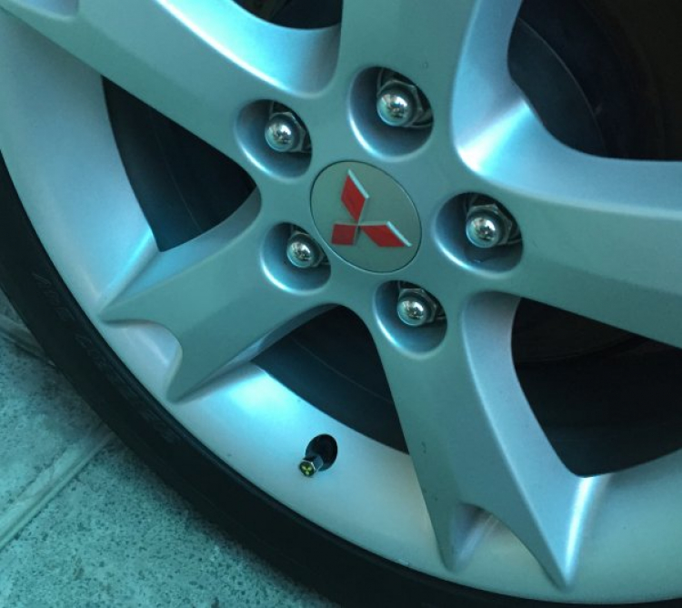 Đồ chơi xe Mitsubishi Đồ chơi xe Mitsubishi
