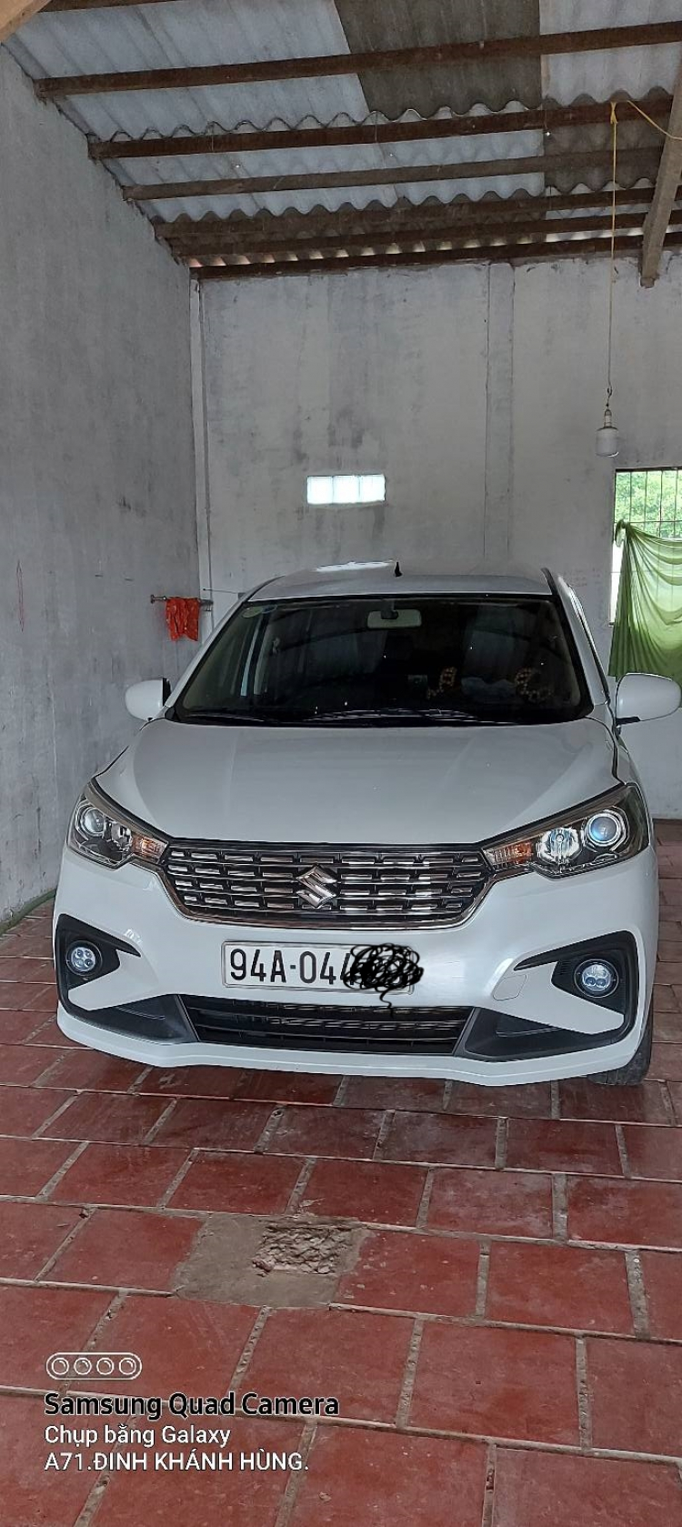 Xe Ertiga bị rỉ sét ở Bạc Liêu