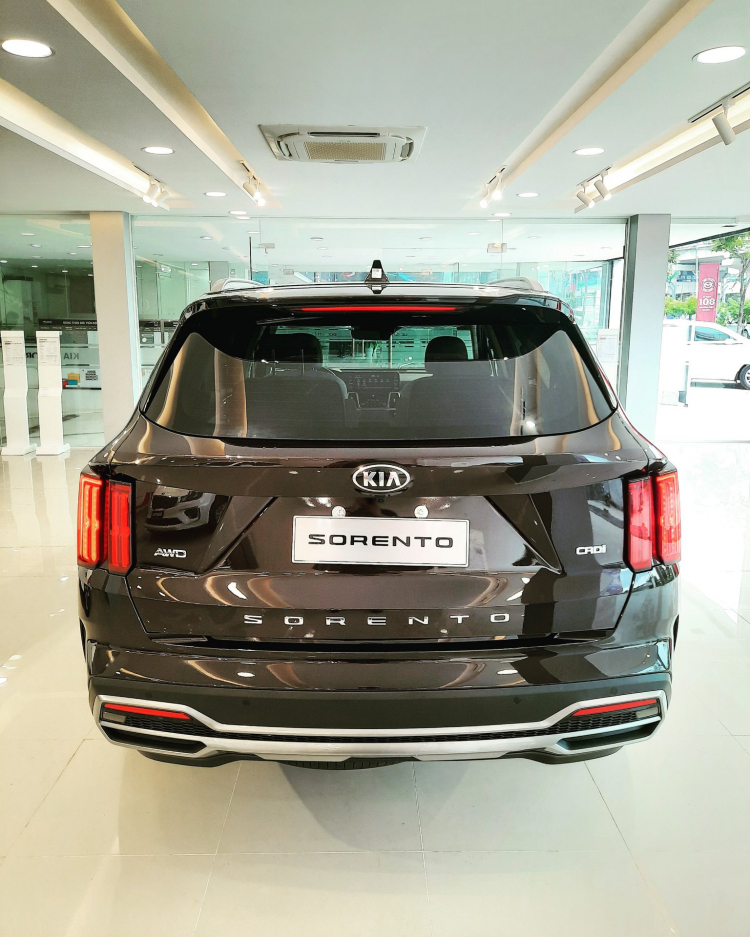 Kia Sorento 2021 bắt đầu về đại lý, sớm đến tay khách mua xe dịp cuối năm Kia Sorento 2021 bắt đầu về đại lý, sớm đến tay khách mua xe dịp cuối năm