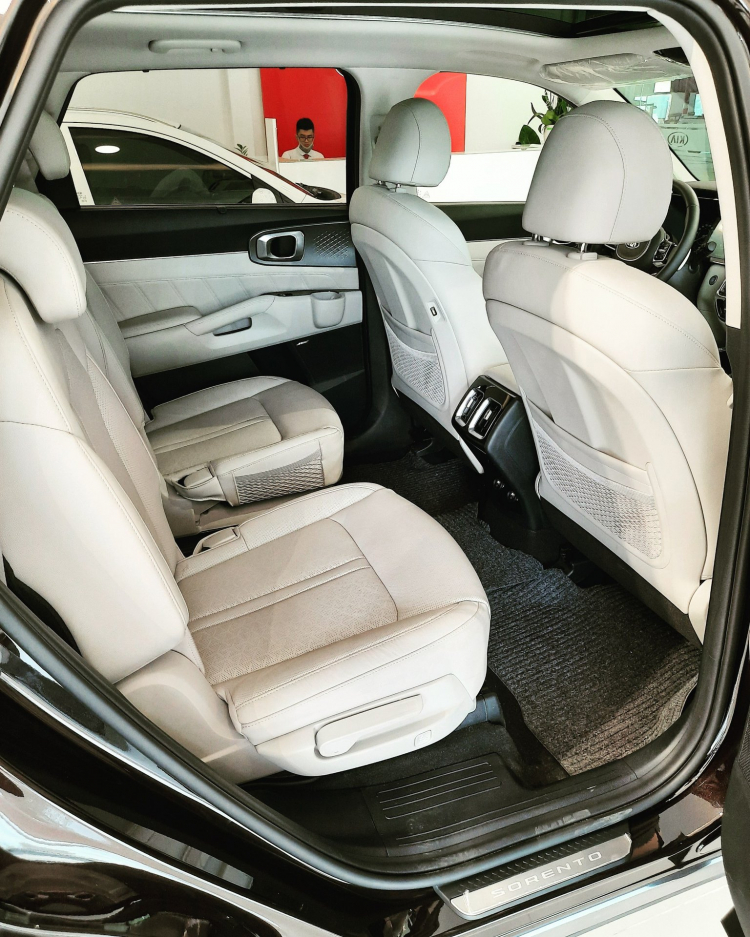 Kia Sorento 2021 bắt đầu về đại lý, sớm đến tay khách mua xe dịp cuối năm Kia Sorento 2021 bắt đầu về đại lý, sớm đến tay khách mua xe dịp cuối năm