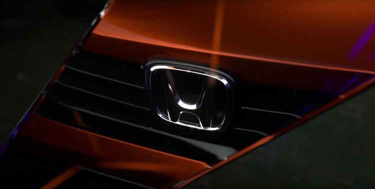 Honda Civic thế hệ mới hé lộ thiết kế hấp dẫn