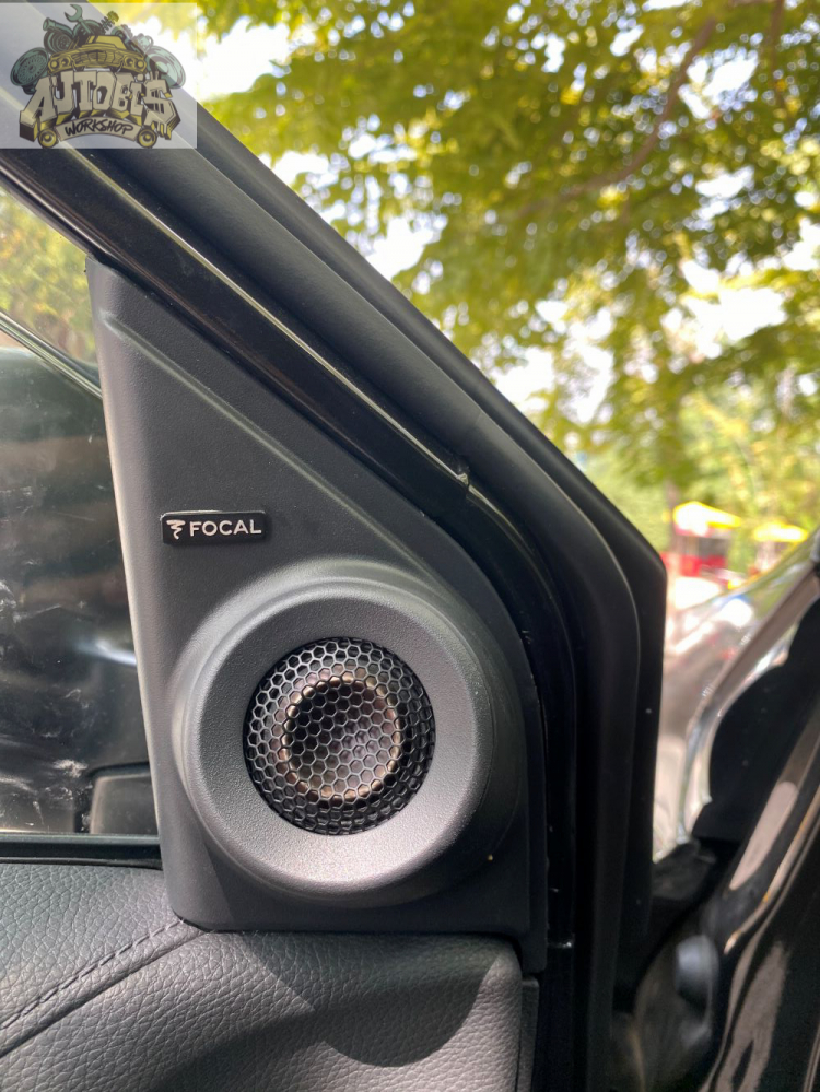 Honda CRV nâng cấp hệ thống âm thanh cao cấp của Focal với chi phí +-40 triệu.