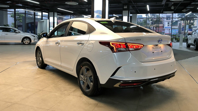 Hyundai Accent 2021 facelift bất ngờ lộ diện tại Việt Nam, sắp ra mắt để "đấu" Vios, City