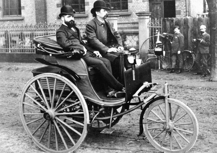 Lội ngược dòng lịch sử để "thăm nom" chiếc xe ô tô đầu tiên trên thế giới