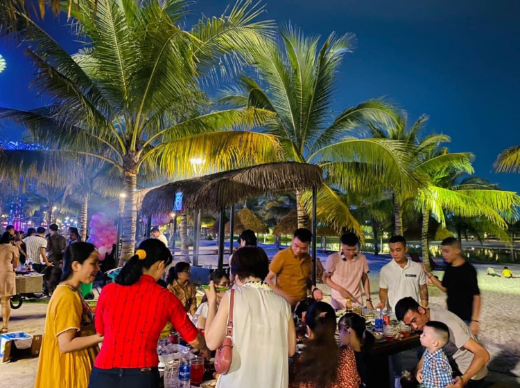 VINHOMES GRAND PARK QUẬN 9 LÀ CÁI “BẪY GẤU” CHO NHỮNG KHÁCH YÊU MÀU HỒNG! VINHOMES GRAND PARK QUẬN 9 LÀ CÁI “BẪY GẤU” CHO NHỮNG KHÁCH YÊU MÀU HỒNG!