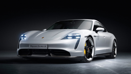 2019_porsche_taycan_20-1440x960.jpg