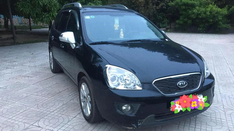 Cửa xe bên phụ Kia Carens mở không được vì kẹt khóa Cửa xe bên phụ Kia Carens mở không được vì kẹt khóa