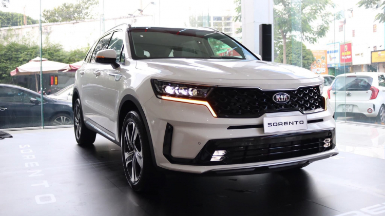 Kia Sorento 2021 bắt đầu đến tay khách hàng