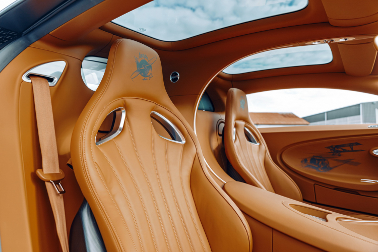 Bugatti giới thiệu siêu xe Chiron phiên bản "huyền thoại bầu trời" giới hạn 20 chiếc, giá hơn 3,4 triệu USD