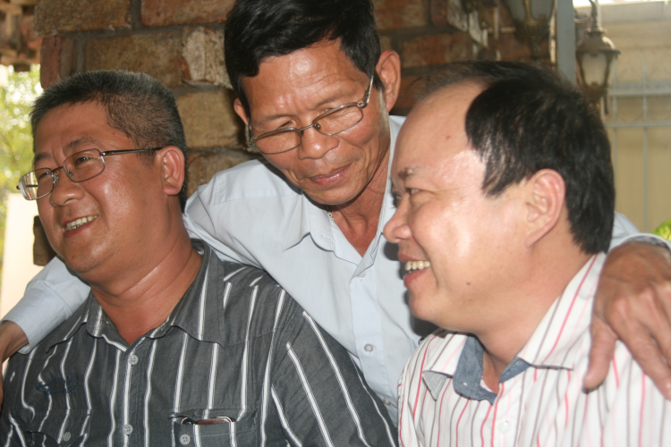 Hội OS Binh Dương...bác nào ở Bình Dương vào chém gió tìm cơ hội hợp tác Hội OS Binh Dương...bác nào ở Bình Dương vào chém gió tìm cơ hội hợp tác