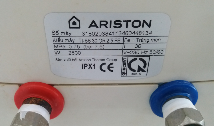 Máy nước nóng gián tiếp Ariston của e bị bệnh gi??