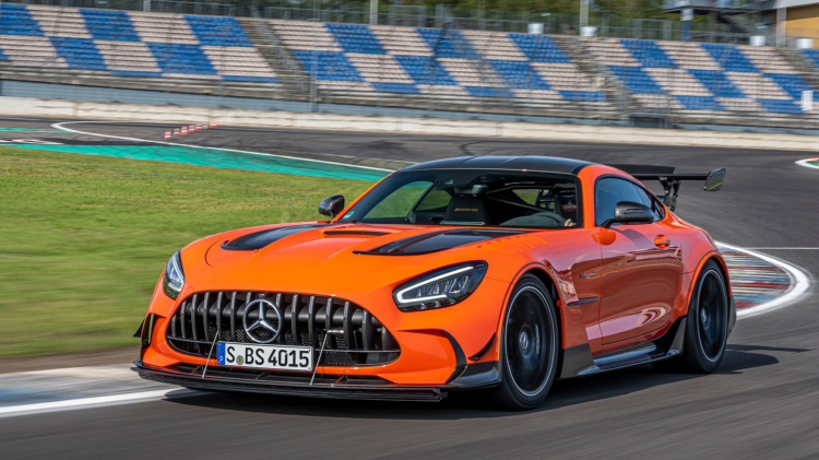 Mercedes-AMG GT Black Series 2021 báo giá từ 325.000 USD tại Mỹ