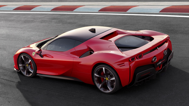 Ferrari 812 GTS và SF90 Stradale giành Giải thưởng từ Tạp chí Top Gear