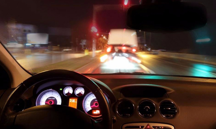 5 kinh nghiệm khi lái xe trên cao tốc cho các bác