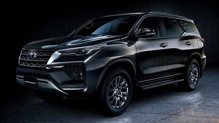 Toyota vẫn duy trì máy xăng V6 4.0L cho Fortuner 2021 tại Trung Đông