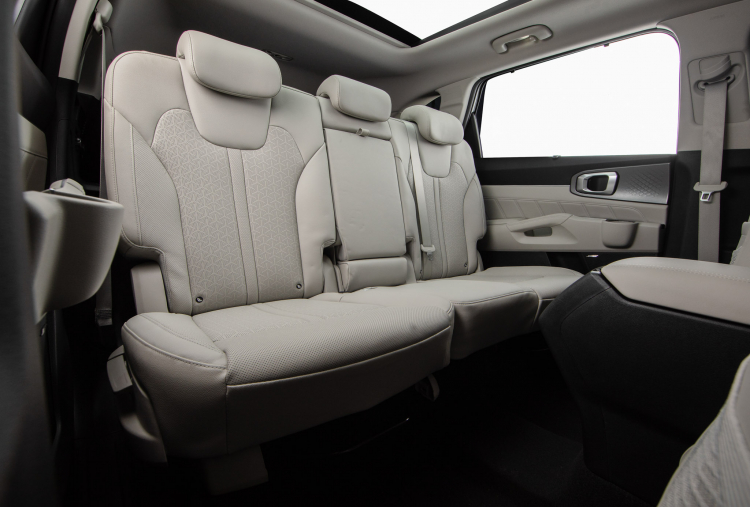 Đã cọc bản Sorento Premium máy xăng có nên đổi lên Signature 7 chỗ? Đã cọc bản Sorento Premium máy xăng có nên đổi lên Signature 7 chỗ?