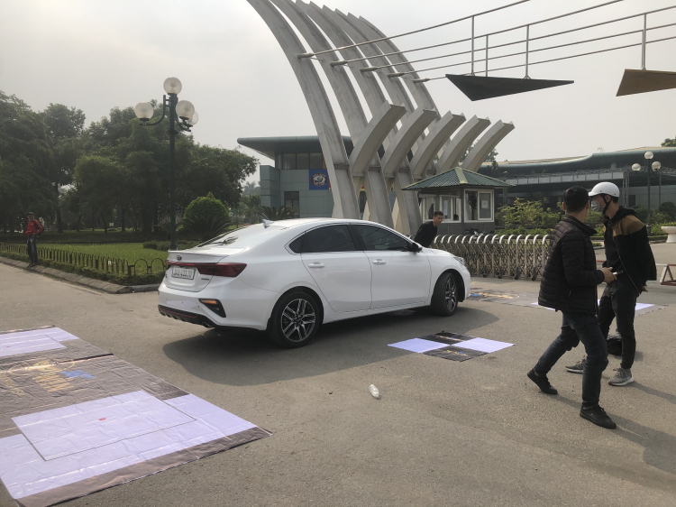 Camera 360 độ OWIN - An toàn tuyệt đối, ghi lại hành trình, vạch dẫn hướng Mercedes chính xác Camera 360 độ OWIN - An toàn tuyệt đối, ghi lại hành trình, vạch dẫn hướng Mercedes chính xác