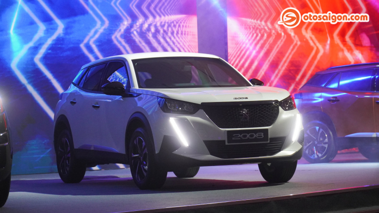 Peugeot 2008 ra mắt khách hàng Việt: giá từ 739 triệu đồng, phân khúc CUV cỡ B thêm sôi động