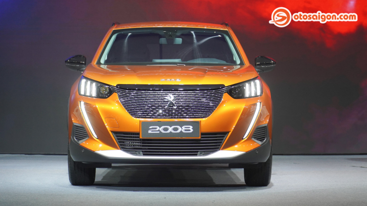 Peugeot 2008 ra mắt khách hàng Việt: giá từ 739 triệu đồng, phân khúc CUV cỡ B thêm sôi động