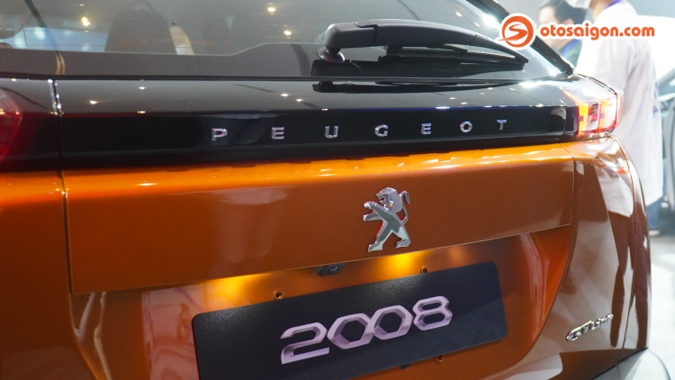 Peugeot 2008 ra mắt khách hàng Việt: giá từ 739 triệu đồng, phân khúc CUV cỡ B thêm sôi động