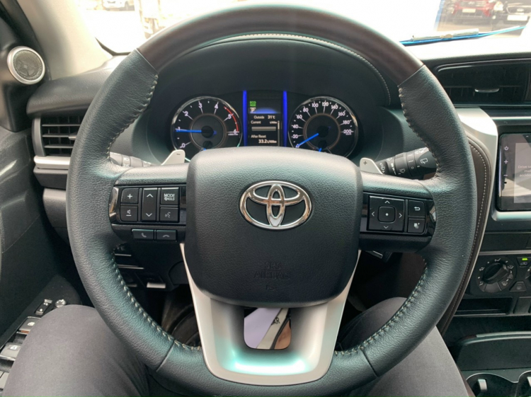 Bán gấp chiếc fortuner 2019 AT máy dầu