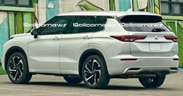 Chưa ra mắt, Mitsubishi Outlander thế hệ mới 2021 đã gây sốt chỉ bằng những ảnh sau