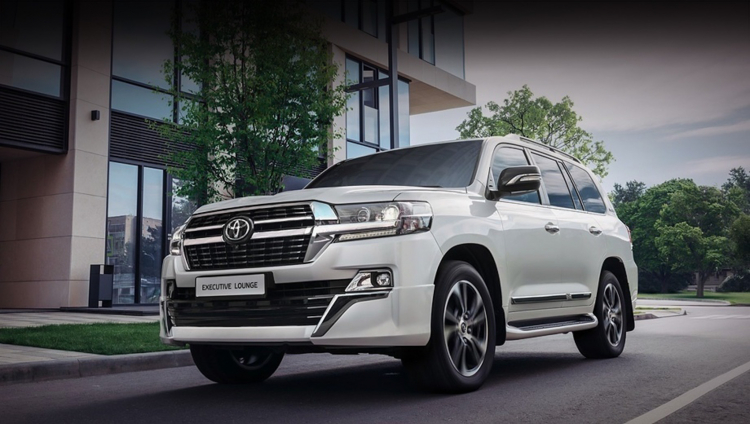 Toyota Land Cruiser VXS Executive Lounge 2021 về Việt Nam, giá hơn 6,5 tỷ đồng