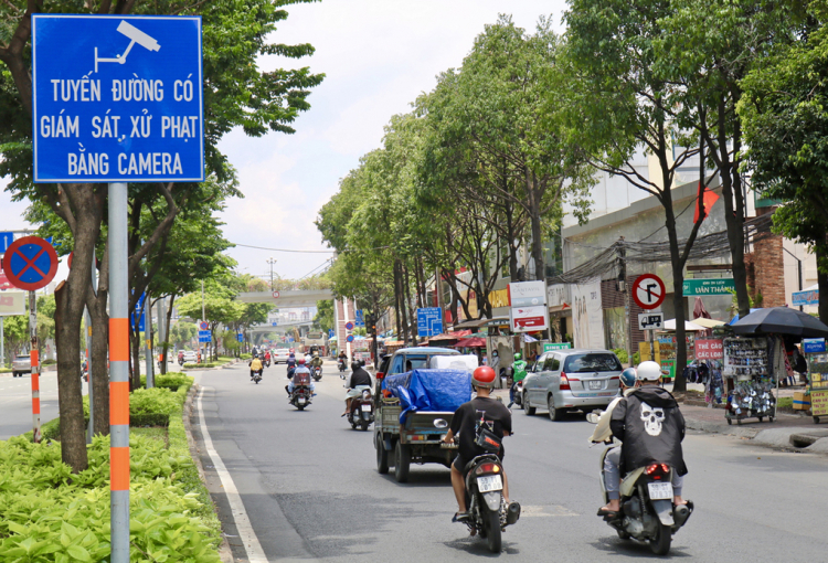 Hơn 14.000 ôtô bị phạt "nguội" ở Sài Gòn